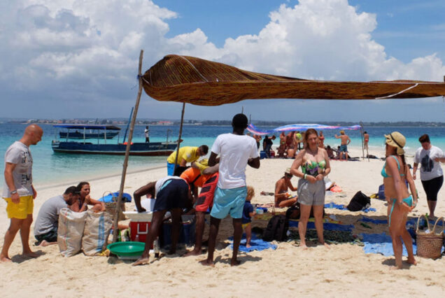 Nakupenda Sandbank Beach Tour in Zanzibar